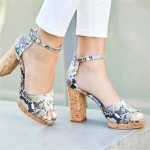 NEW Vince Camuto Ciesti Snake-Floral Leather Heels Sz 8